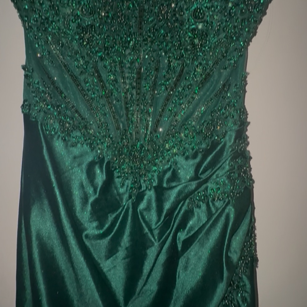 Green Embellished Ruched Spaghetti Strap Gown - Picture 3 of 4